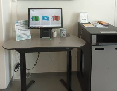 Kirjaston lainaus- ja palautusautomaatti